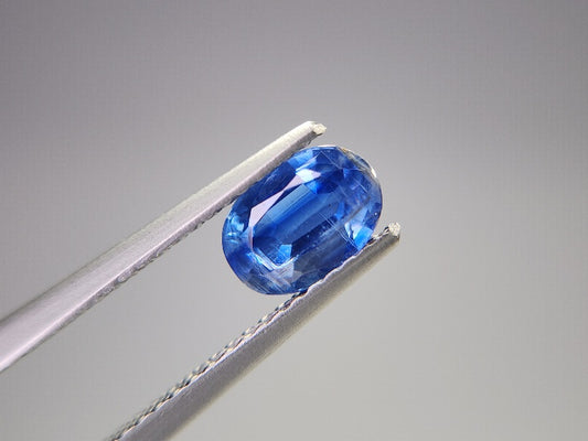 0942-18  カイヤナイト  1.07ct