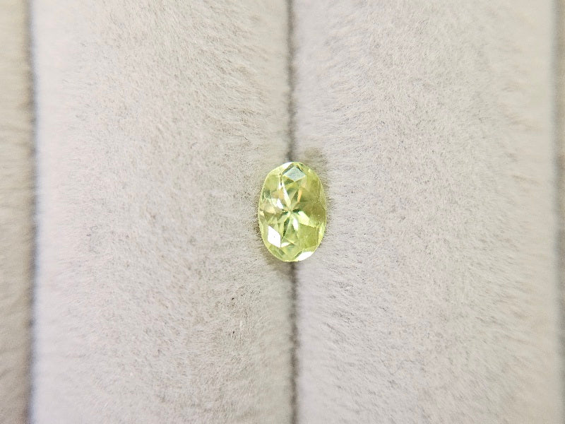 PCRS-1　パロットクリソベリル　0.56ct