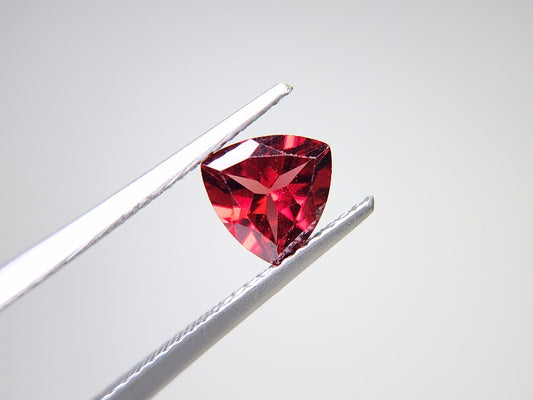 0910-1-8　ガーネット　1.29ct