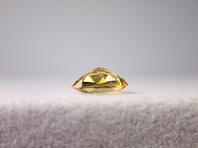 yeBE-9　イエローベリル　0.59ct