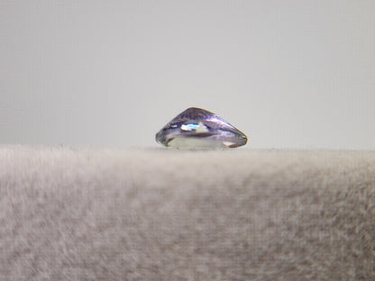 0644-13-1　ゾイサイト　0.34ct