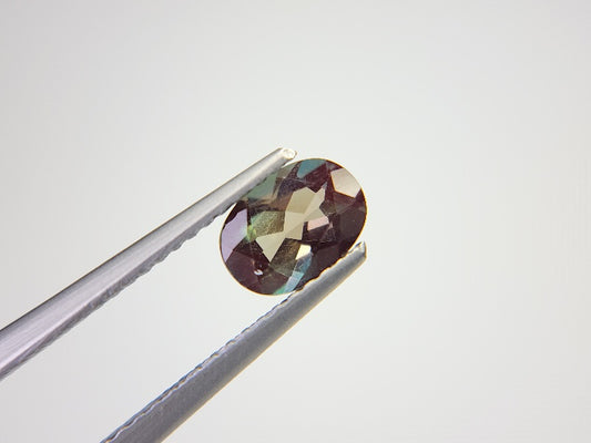 0504-10　バイカラーアンデシン　0.81ct