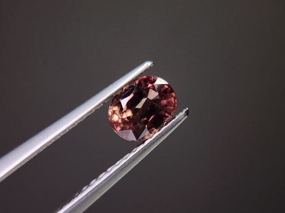 ccGA-3　カラーチェンジガーネット　0.85ct