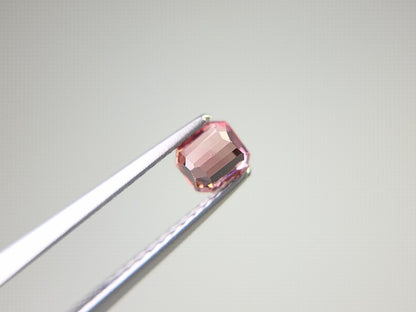 0879-82  トルマリン  0.43ct