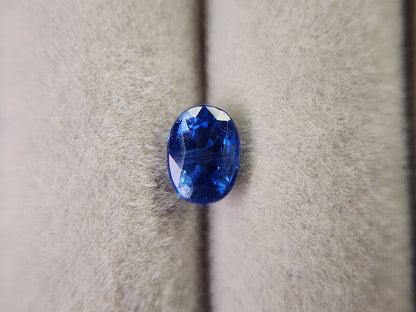 0942-4  カイヤナイト  1.26ct