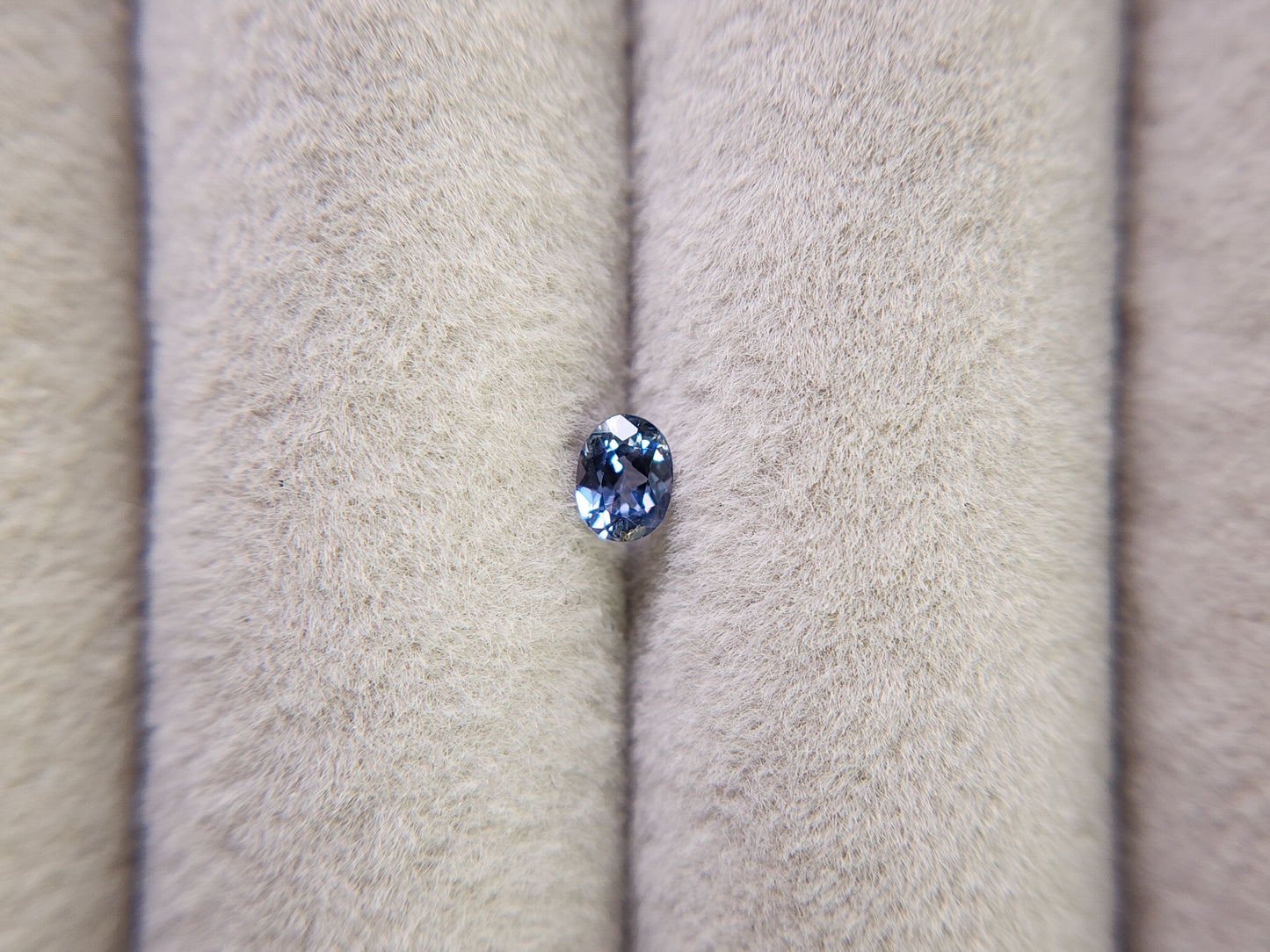 0929-8　ブルースピネル　0.20ct