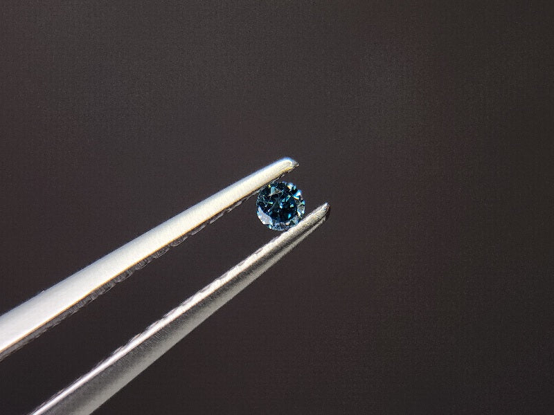 blDM-t-12　ブルーダイヤモンド(トリートメント)　0.03ct