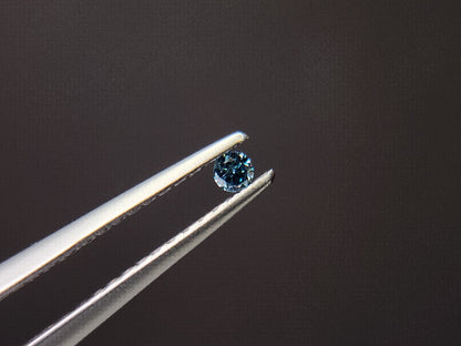 blDM-t-12　ブルーダイヤモンド(トリートメント)　0.03ct