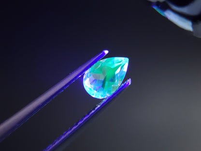 0006【ランダム発送】蛍光ハイアライトオパール【1石あたり約0.32ct】
