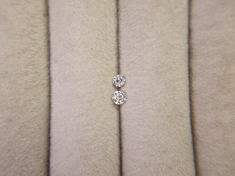 【宝石比較セット】ダイヤモンド＆合成モアッサナイト