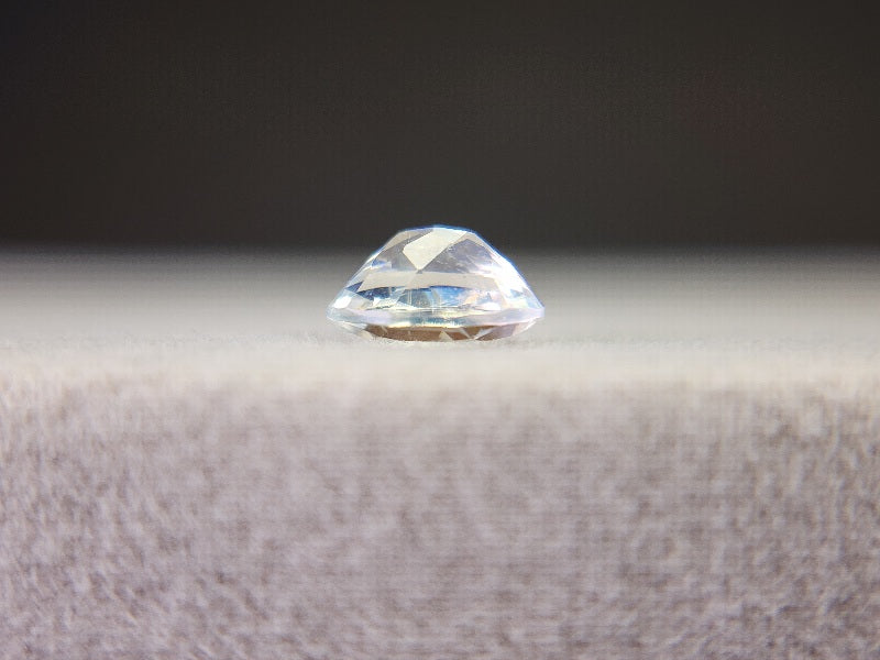 0760-10　アンデシンラブラドライト　0.47ct