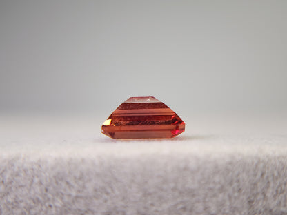 0151-1-3　バイカラーアンデシン　0.99ct