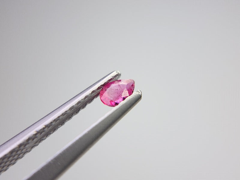 0286-1　レッドベリル　0.11ct