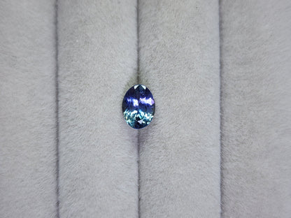 0876-12　バイカラータンザナイト　1.35ct