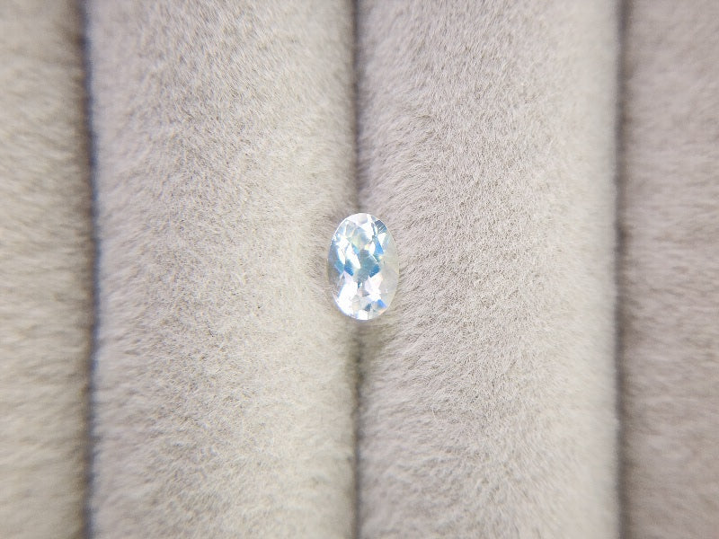 0760-4　アンデシンラブラドライト　0.52ct