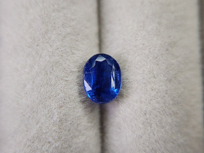 0942-3  カイヤナイト  1.41ct