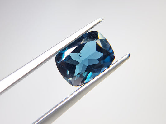 0931-7　ロンドンブルートパーズ　1.79ct