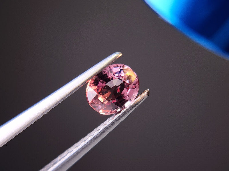 ccGA-5　カラーチェンジガーネット　0.79ct