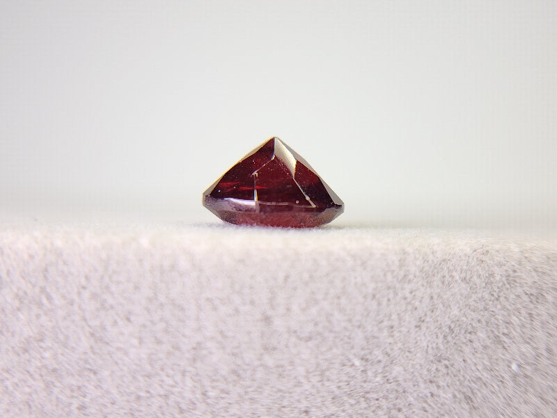 0910-5-2　ガーネット　2.61ct