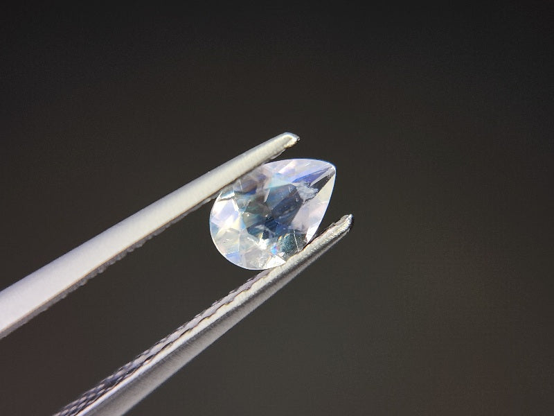 0762-21　アンデシンラブラドライト　0.33ct