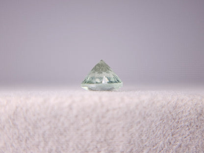 gBE-24　グリーンベリル　0.83ct