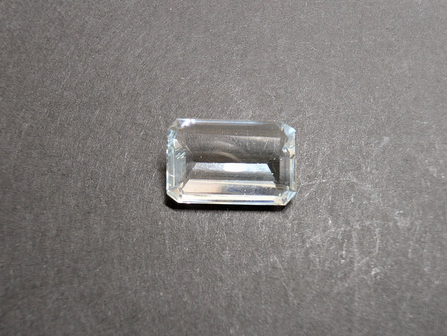 0065 バイカラートパーズ 4.69ct