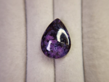 0880-4　スギライト　19.68ct