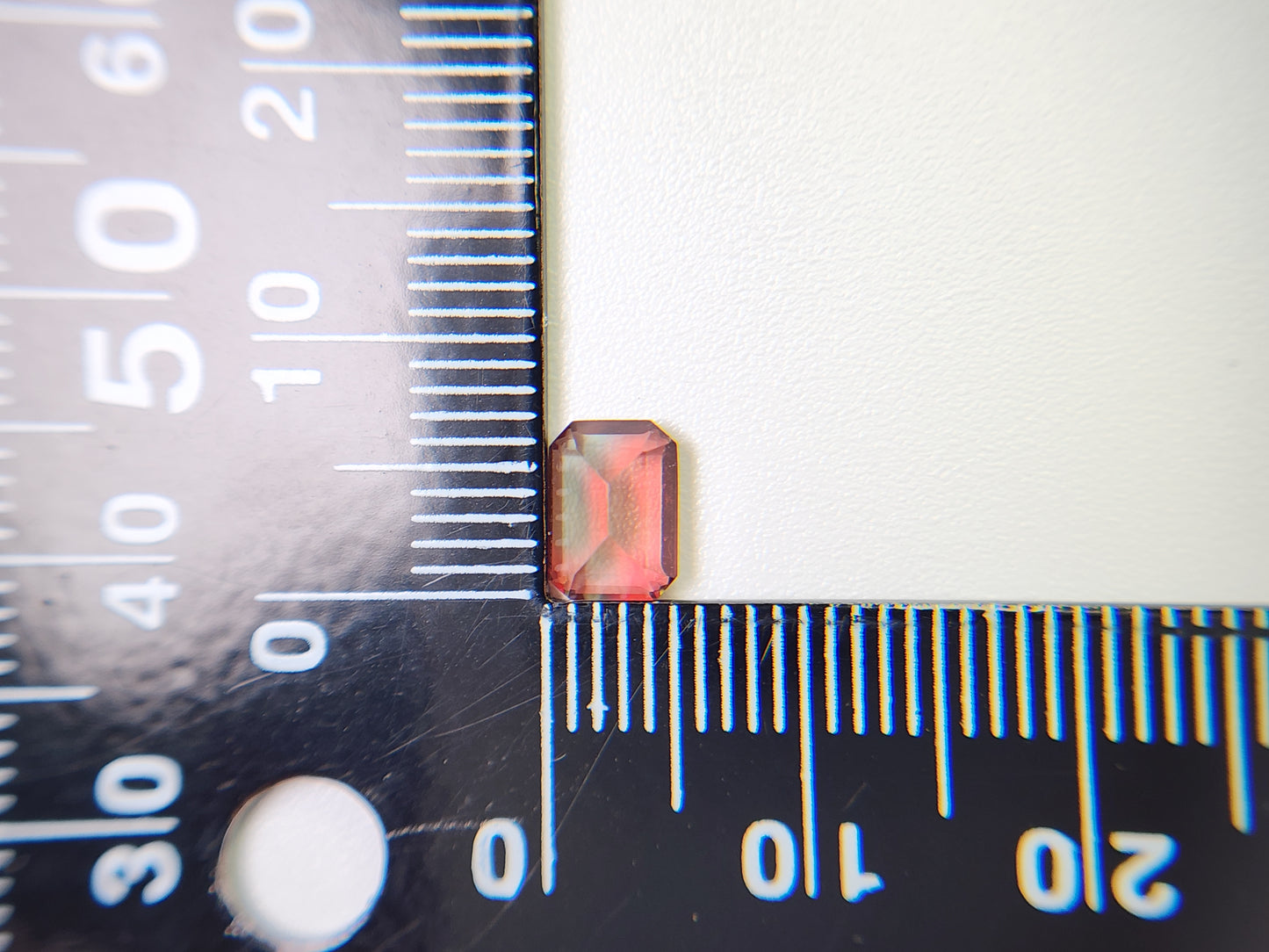 0151-3-3　バイカラーアンデシン　1.03ct