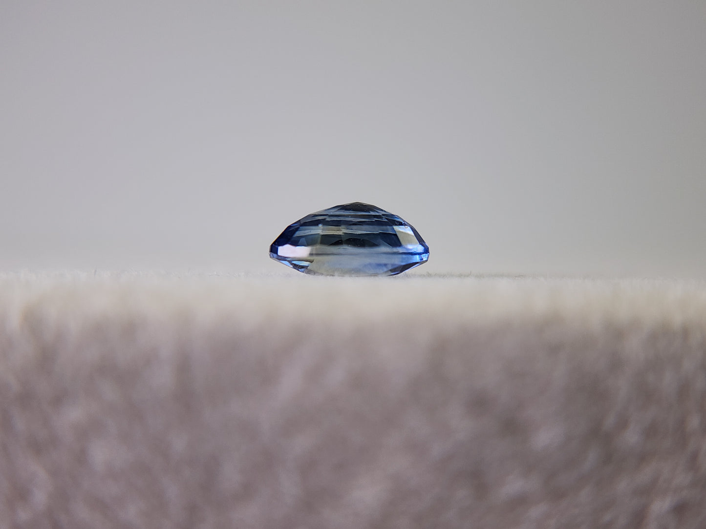 0904-9　サファイア　0.66ct