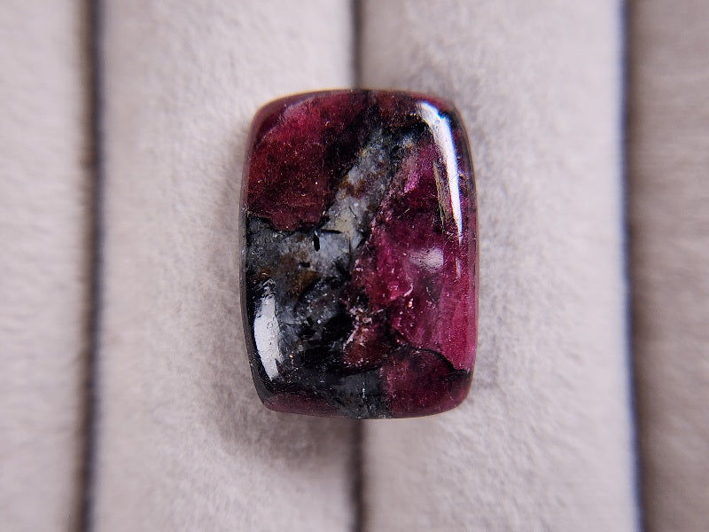 EUD-1　ユーディアライト　11.78ct