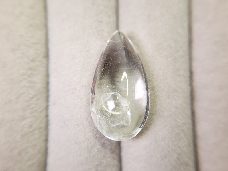 0887-24　クォーツインクォーツ　13.28ct