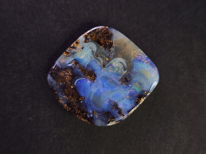 0903-4　ボルダーオパール（穴あき）　28.84ct