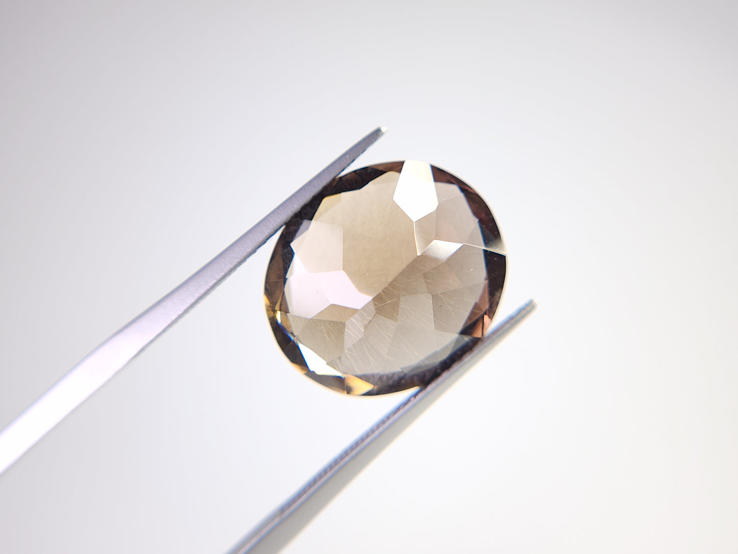 0902-3　スモーキークォーツ　10.58ct