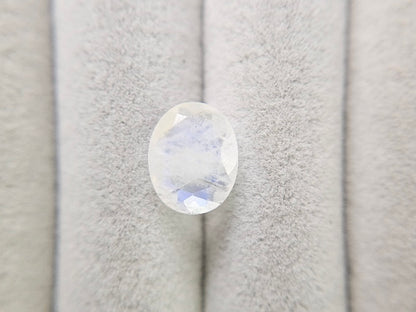 blMO-6　ブルームーンストーン　2.48ct