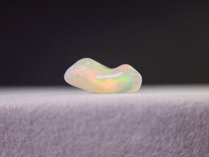 0914-4　さざれオパール（穴あき）　2.16ct