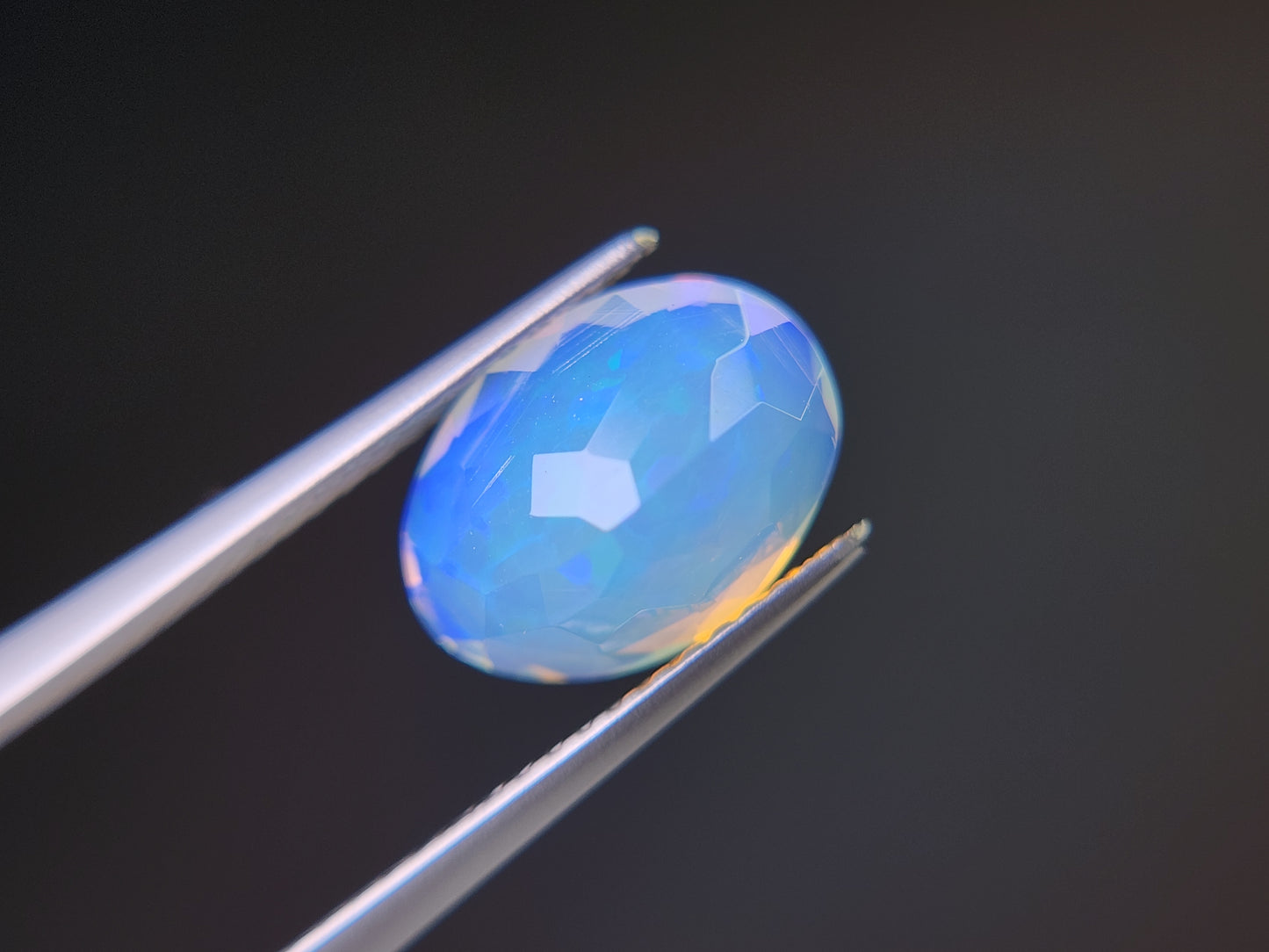 0916-5　オパール　2.25ct