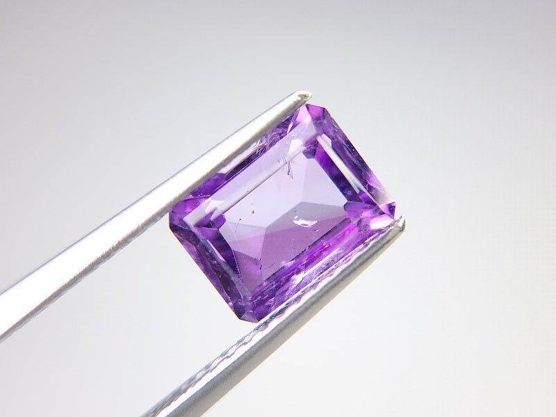 AM-33　アメジスト　1.79ct