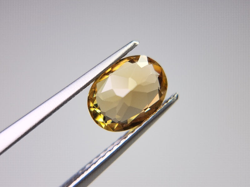 yeBE-2　イエローベリル　1.08ct
