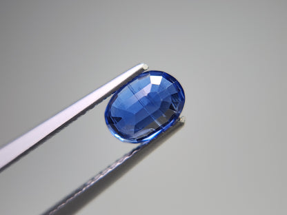 0035-1-28　カイヤナイト　1.34ct