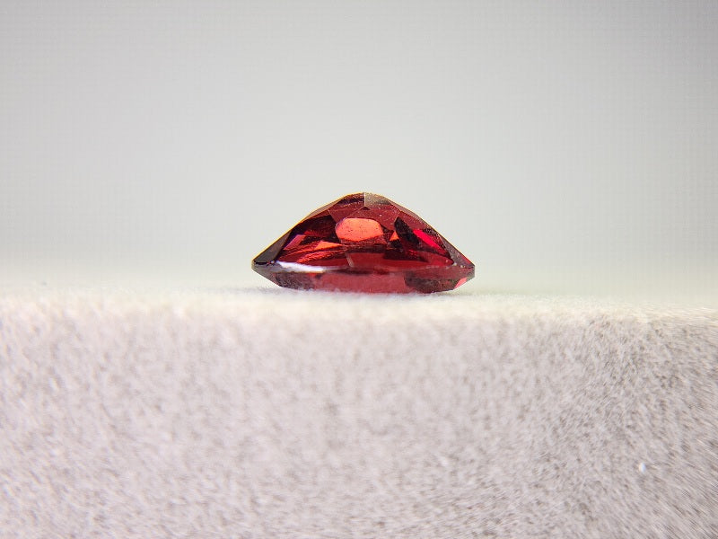 0910-4-5　ガーネット　2.91ct