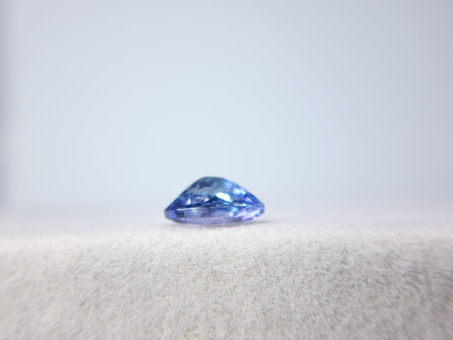 0876-20　バイカラータンザナイト　1.28ct