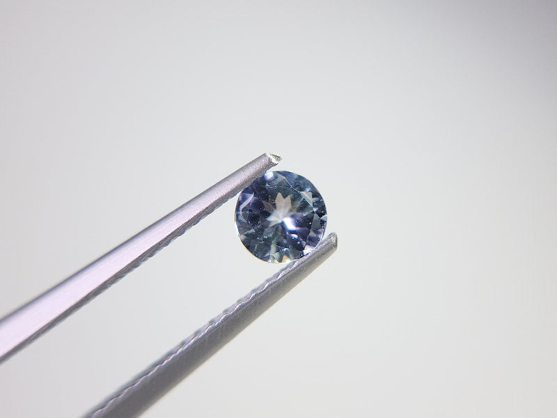 0657-27-9　ゾイサイト　0.37ct