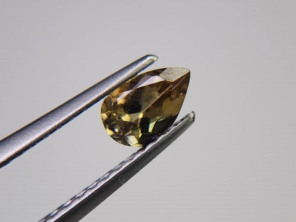 0644-17-1　ゾイサイト　0.38ct