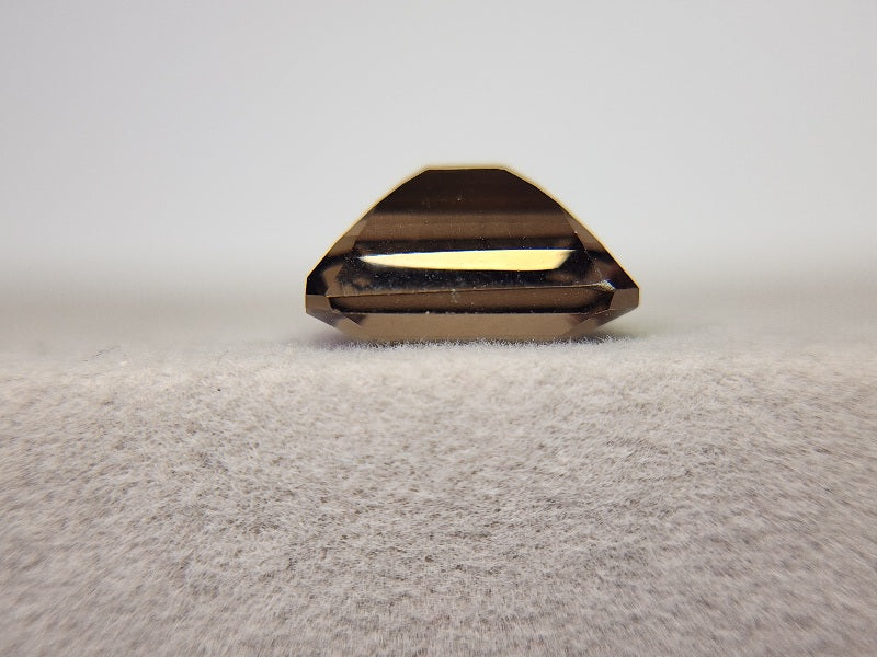 SMQ-13　スモーキークォーツ　4.05ct
