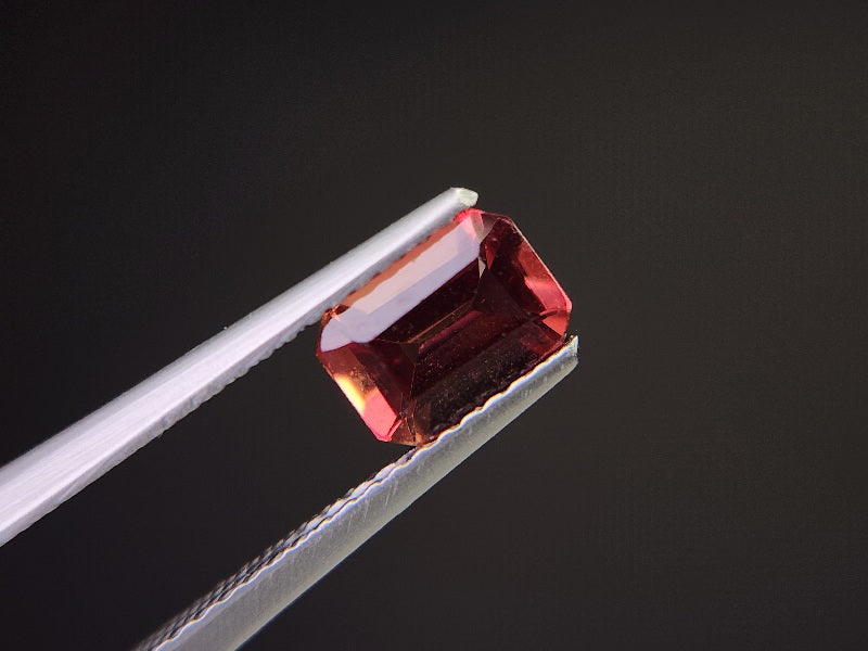 0151-2-14　バイカラーアンデシン　0.92ct