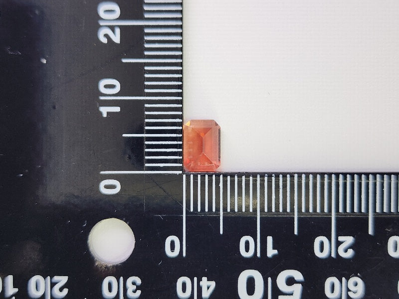 0151-2-11　バイカラーアンデシン　0.77ct