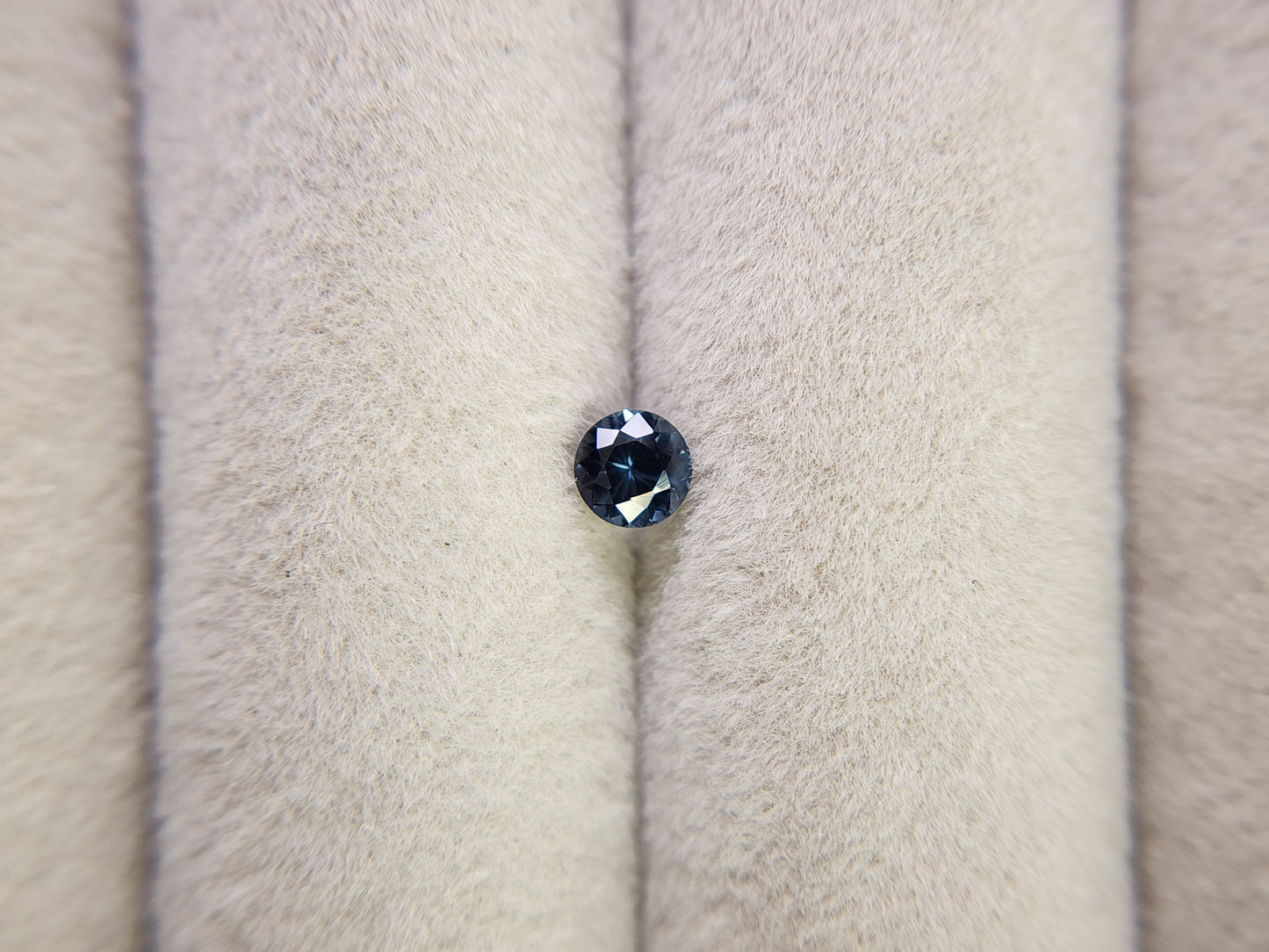 0929-4　ブルースピネル　0.25ct