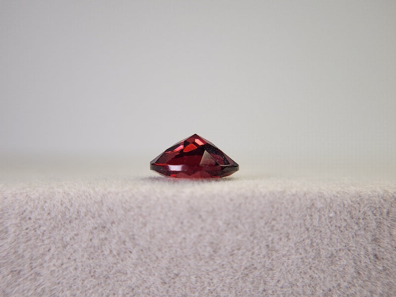 0910-5-15　ガーネット　2.09ct