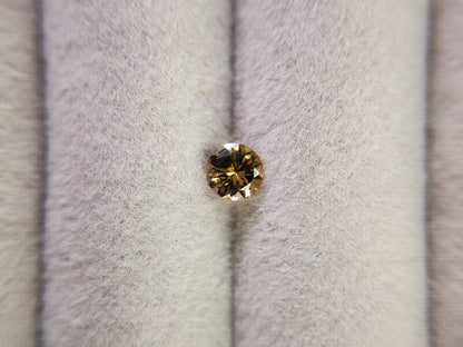 0657-19-1　ゾイサイト　0.38ct