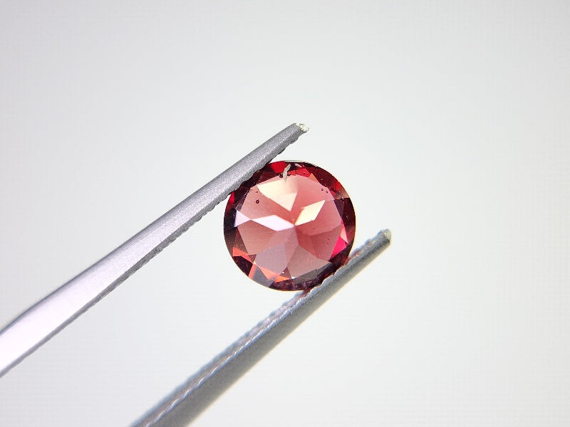 0910-2-6　ガーネット　1.57ct